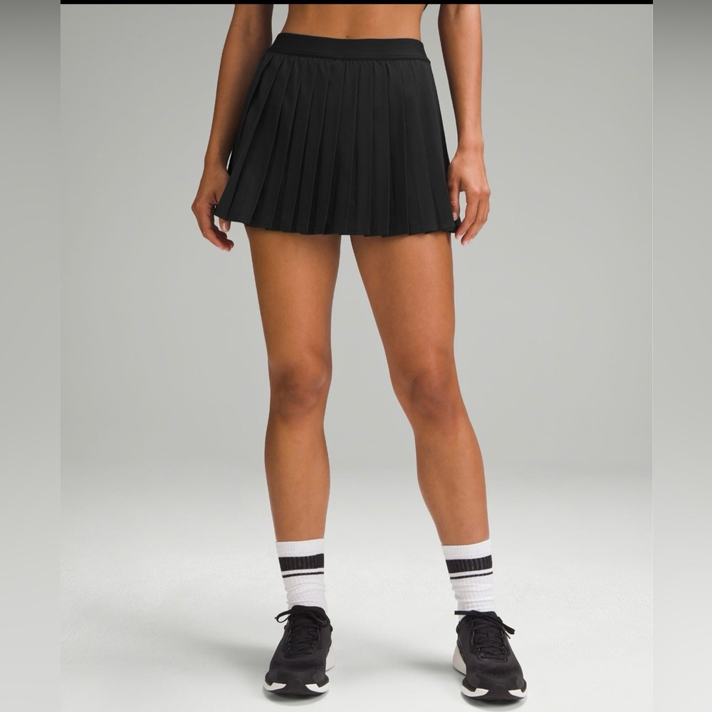 Lululemon high rise pleated tennis skirt